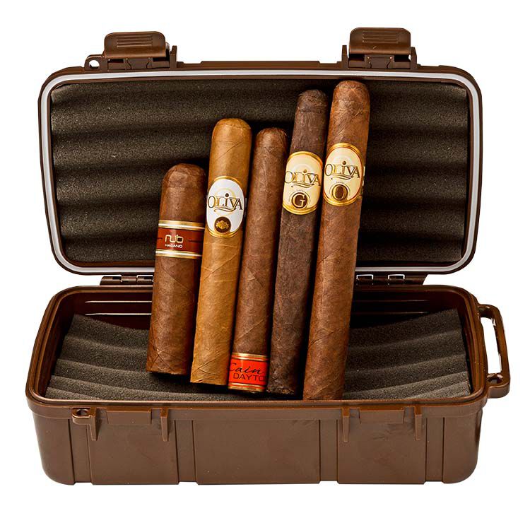 Promos - Oliva Travel Humidor & Sampler